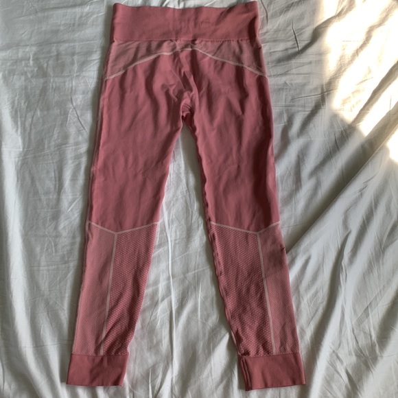 PUMA pink leggings size L - Picture 2 of 4